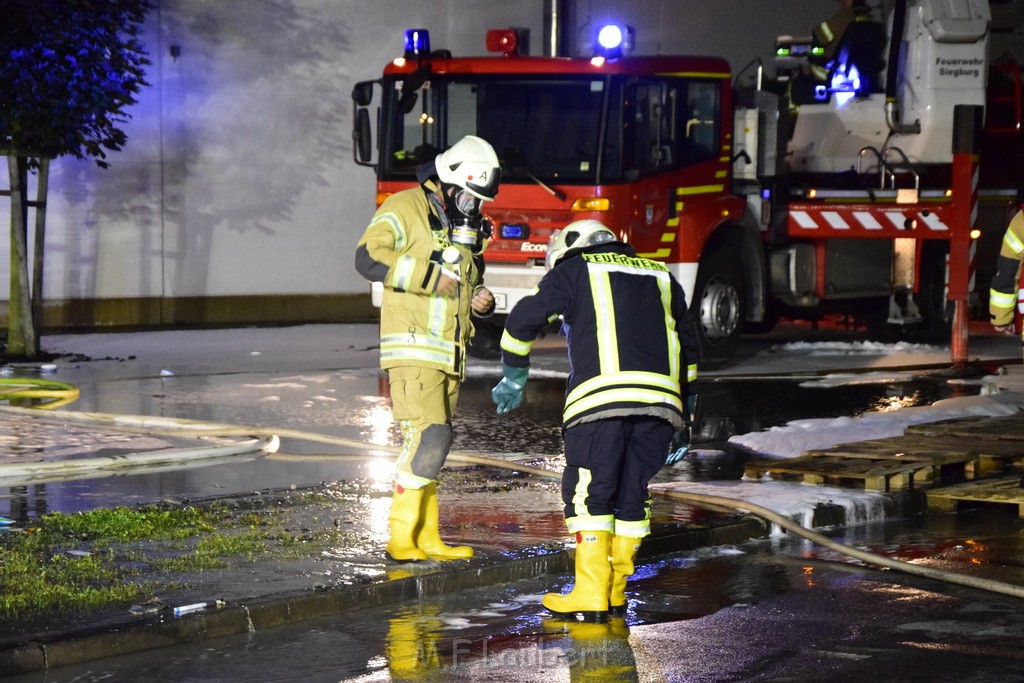 Grossbrand Halle Troisdorf Kriegsdorf Junkersring P765.JPG - Miklos Laubert